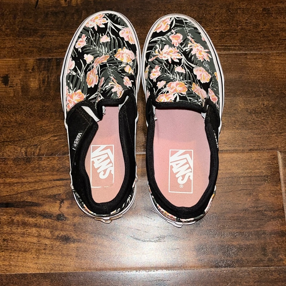 pink floral vans